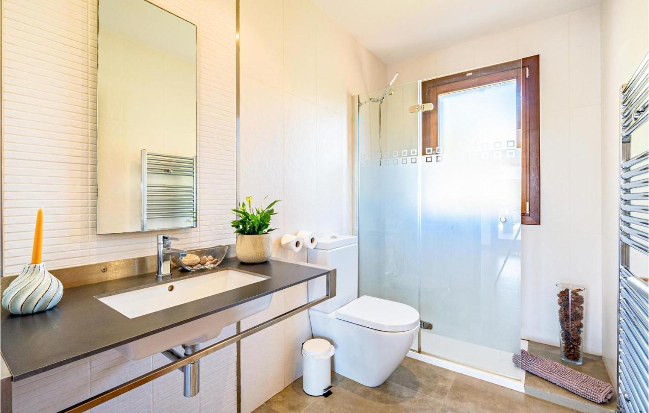 3 Bedroom Gorgeous In Mancor De La Vall Ferienhaus